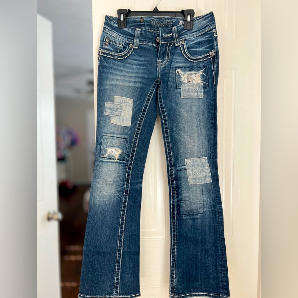 Juniors size 25 Miss Me Jeans Dark wash